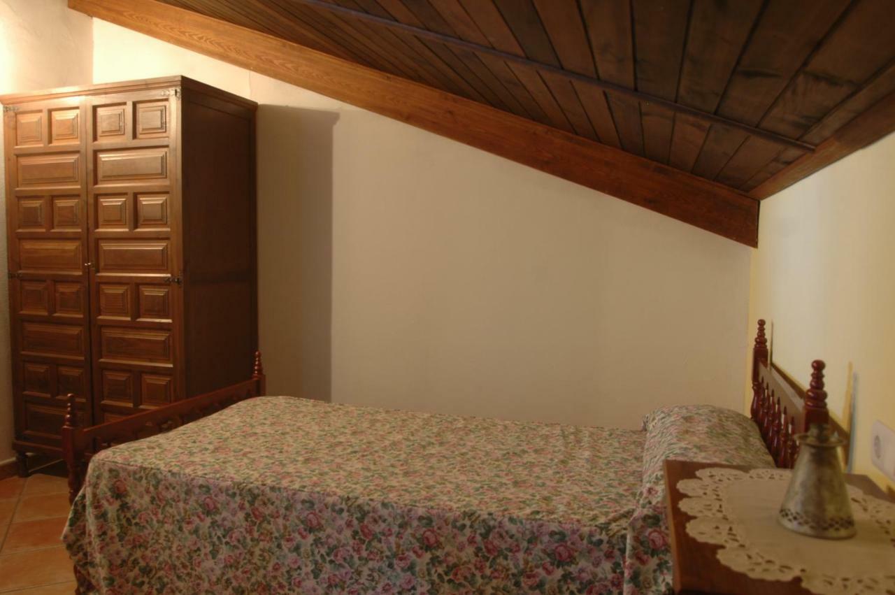 El Romerito Guest House Zalamea la Real Exterior photo